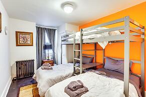 < 10 Mi to Hersheypark: Duplex w/ Fire Pit + Grill