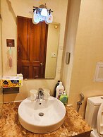 Luxury Apartment Sky Center