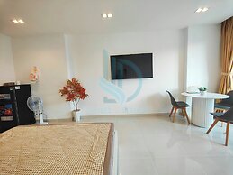 Luxury Apartment Sky Center