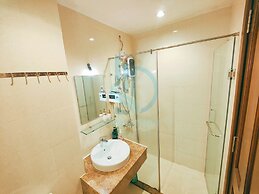 Luxury Apartment Sky Center