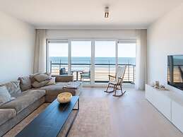 Duplex Apartment With 4 Terraces and sea View