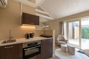 Beautiful Suite on the Village Square