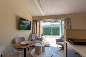 Beautiful Suite on the Village Square