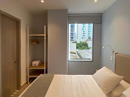 w Elegant 2BR w Majestic Terrace in CTG