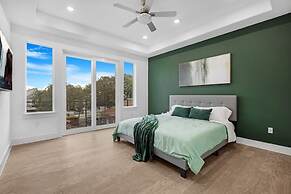 Luxurious 3 Bed3 Bath Near Downtown Houston