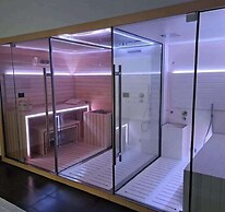 Tranquil Nerja House With Gardens, Pools and spa