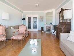 Apartment With Frontal sea View in Ostend