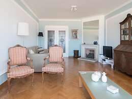 Apartment With Frontal sea View in Ostend