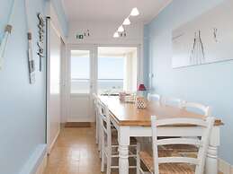 Apartment With Frontal sea View in Ostend