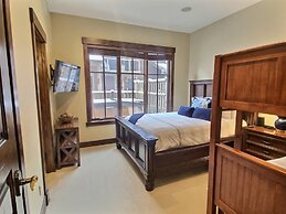 Ski Ya Soon At Silver Star! 2 Bedroom Condo