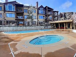 Ski Ya Soon At Silver Star! 2 Bedroom Condo