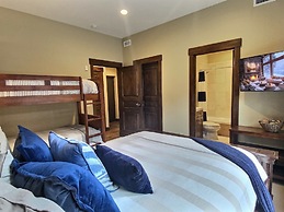 Ski Ya Soon At Silver Star! 2 Bedroom Condo