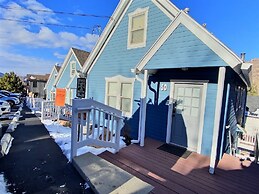 1150 Empire Skiers Little Secret! 2 Bedroom Townhouse