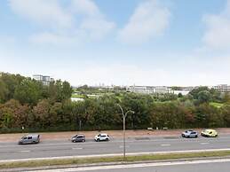 South Facing Apartment With Terrace