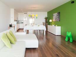 South Facing Apartment With Terrace