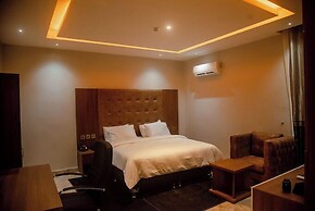 Dalobi Hotel