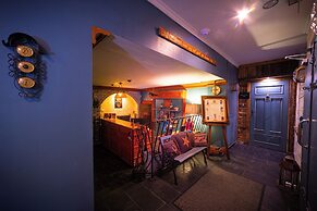 Paul's Fantasia Boutique Suites
