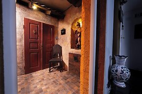 Paul's Fantasia Boutique Suites