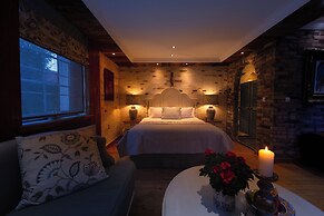 Paul's Fantasia Boutique Suites