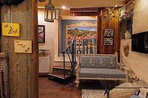 Paul's Fantasia Boutique Suites
