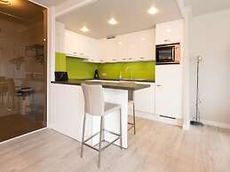 Beautiful Apartment With Central Location