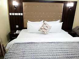 De Vegas Hotel