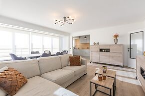 Modern Flat Near the sea