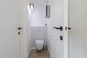 Modern Flat Near the sea