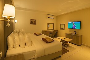 Maxbe Continental Hotel