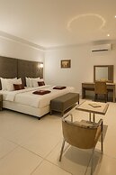 Maxbe Continental Hotel