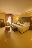 Maxbe Continental Hotel