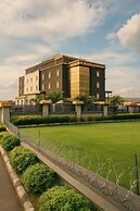 Maxbe Continental Hotel