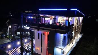 Republican City Apartment