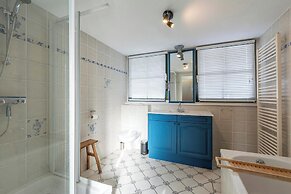 Elegant Home by the Beach