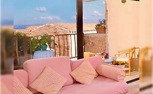 Seaside Apartment Baja Sardinia - 6pl June & July - 150 m From Smerald