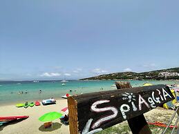 Seaside Apartment Baja Sardinia - 6pl June & July - 150 m From Smerald