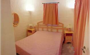 Seaside Apartment Baja Sardinia - 6pl June & July - 150 m From Smerald