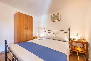 Appealing Apartment Near the sea