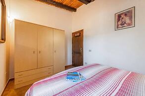 Appealing Apartment Near the sea