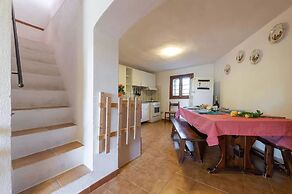 Appealing Apartment Near the sea