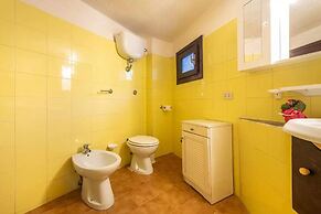 Appealing Apartment Near the sea