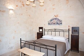 Charming Home With Pool, Near Cisternino