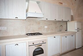 Charming Home With Pool, Near Cisternino