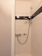 Sunny Apartment With Large Terrace