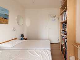 Sunny Apartment With Large Terrace