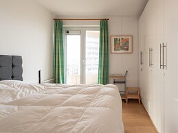 Sunny Apartment With Large Terrace