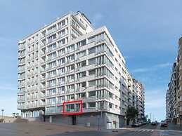 Apartment With Side sea View