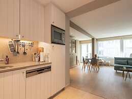 Apartment With Side sea View