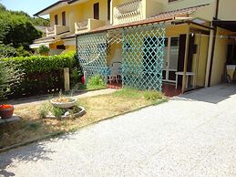 Amazing Villa With Swimming Pool