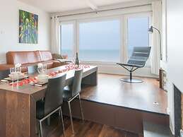 Studio With Frontal sea View in Ostend